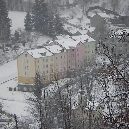 Appartement Jachymov Apartamento